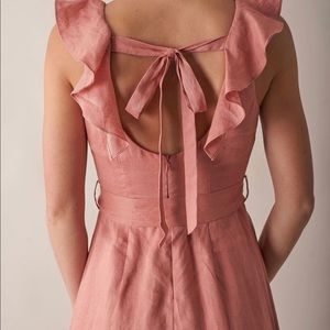 Maxi linen dress with gorgeous neck details